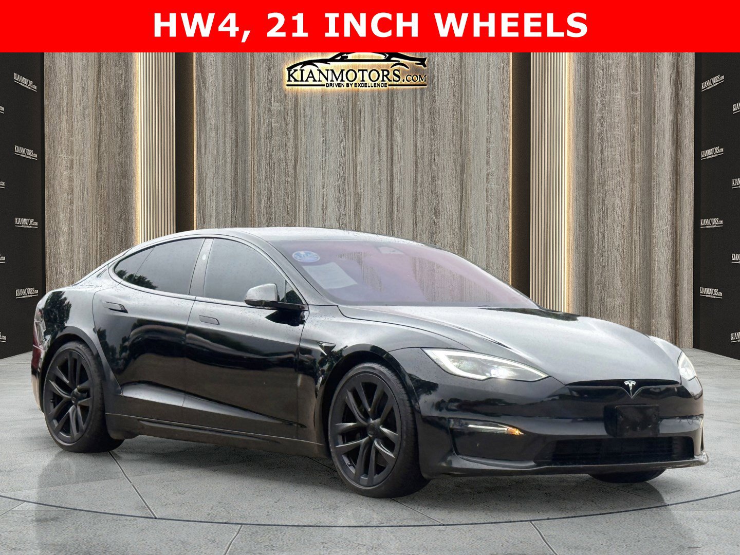 2023 Tesla Model S Standard Range's photo