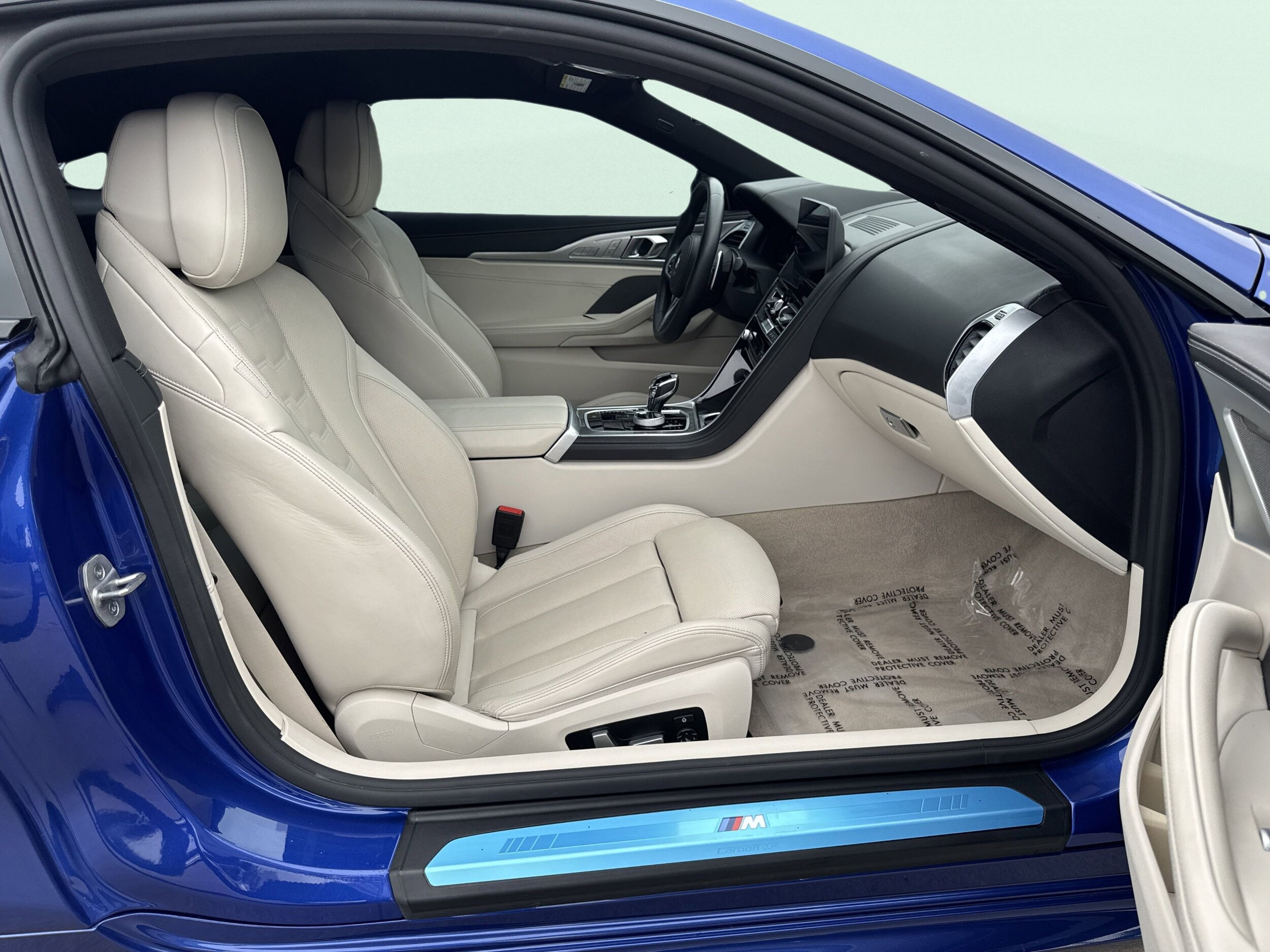 2025 BMW 8 Series 840i - Photo 38