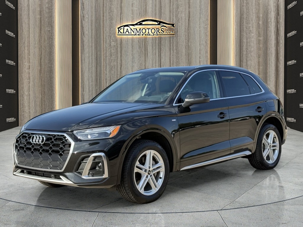 Used 2024 Audi Q5 e S line Premium SUV