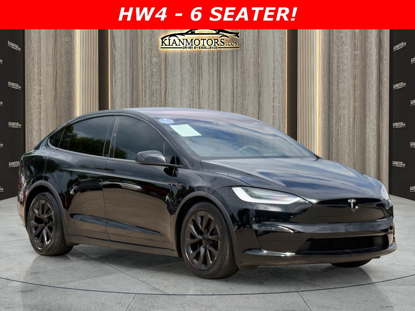 2023 Tesla Model X Long Range's photo