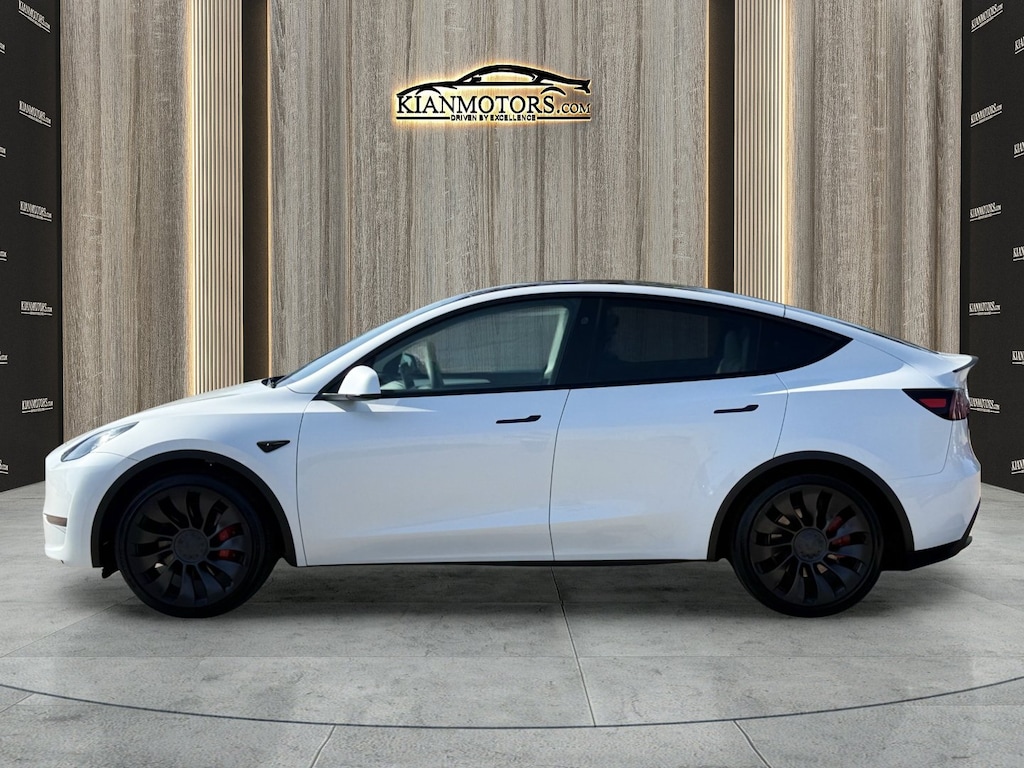 Used 2023 Tesla Model Y Performance SUV