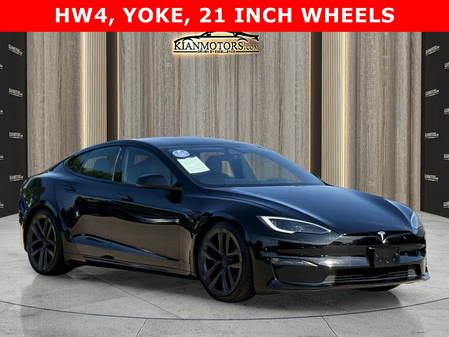 2023 Tesla Model S Standard Range's photo