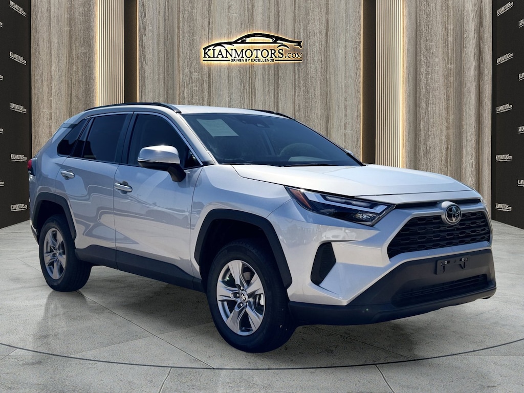 Used 2025 Toyota RAV4 XLE SUV
