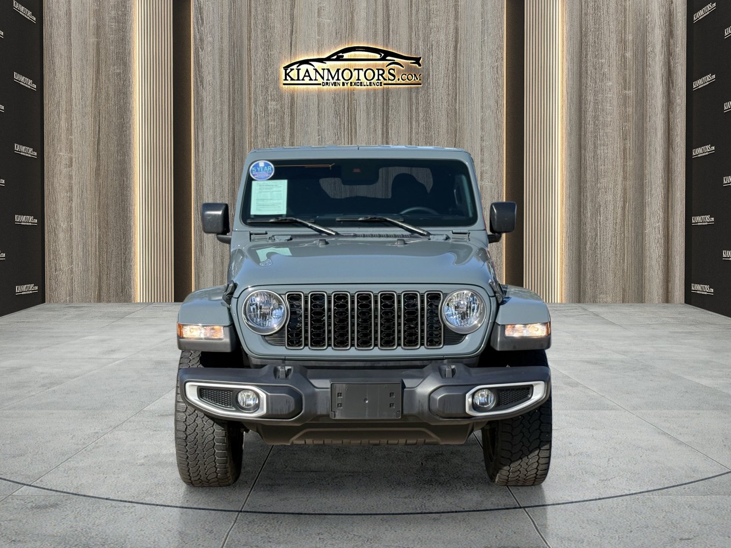 Used 2025 Jeep Gladiator Texas Trail Truck Crew Cab