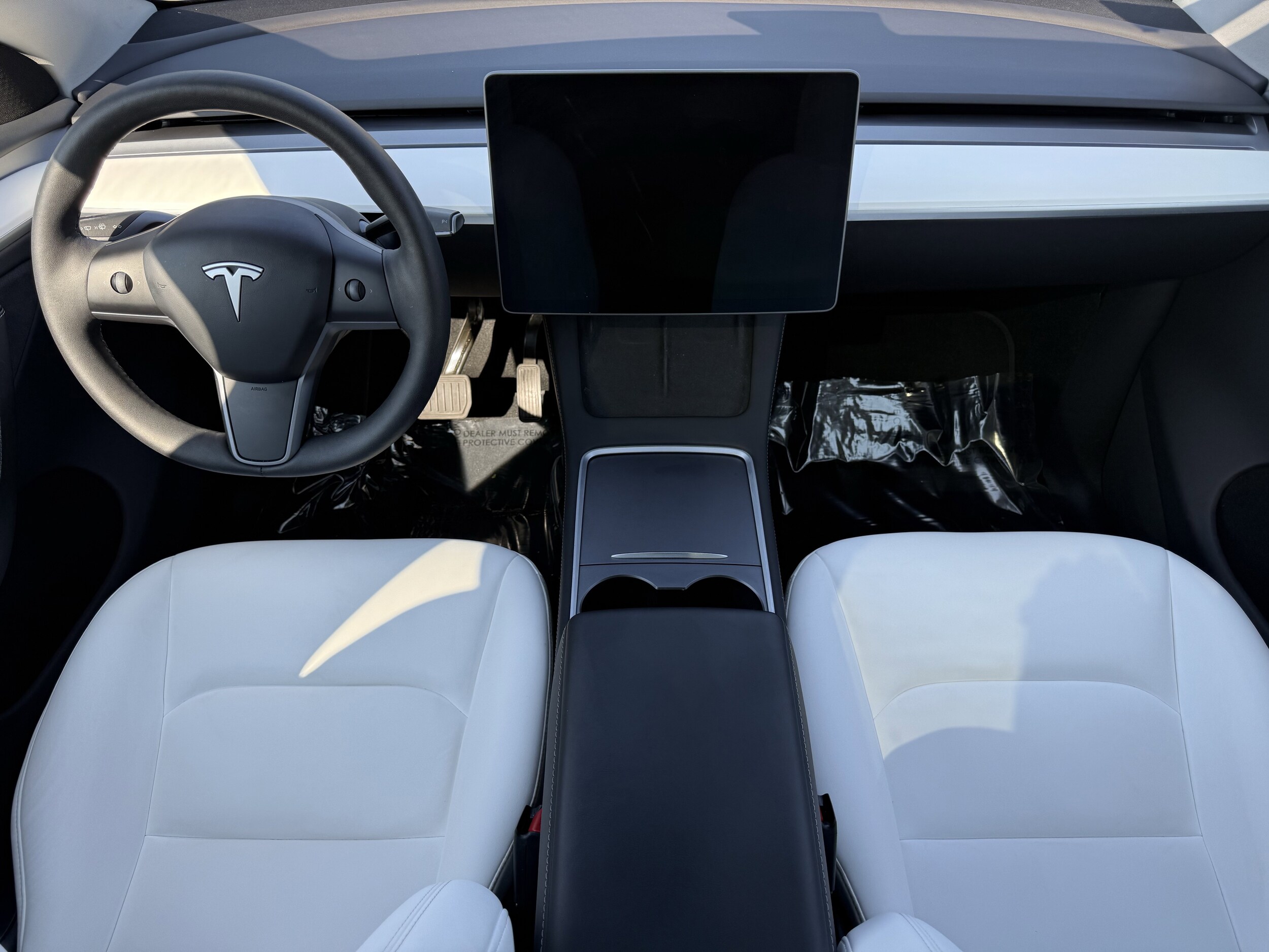 2023 Tesla Model Y Long Range photo 3