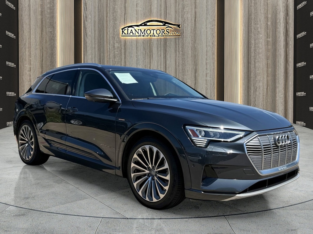 Used 2019 Audi e-tron Prestige SUV