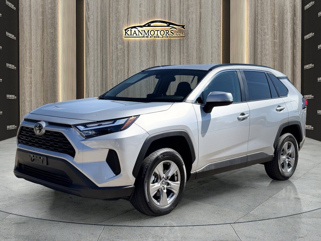 Used 2025 Toyota RAV4 XLE SUV