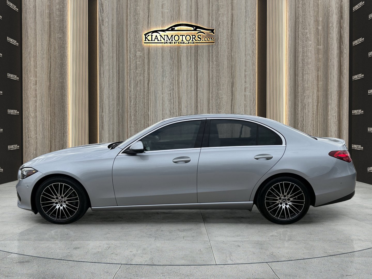 2022 Mercedes Benz C 300 Sedan photo 4