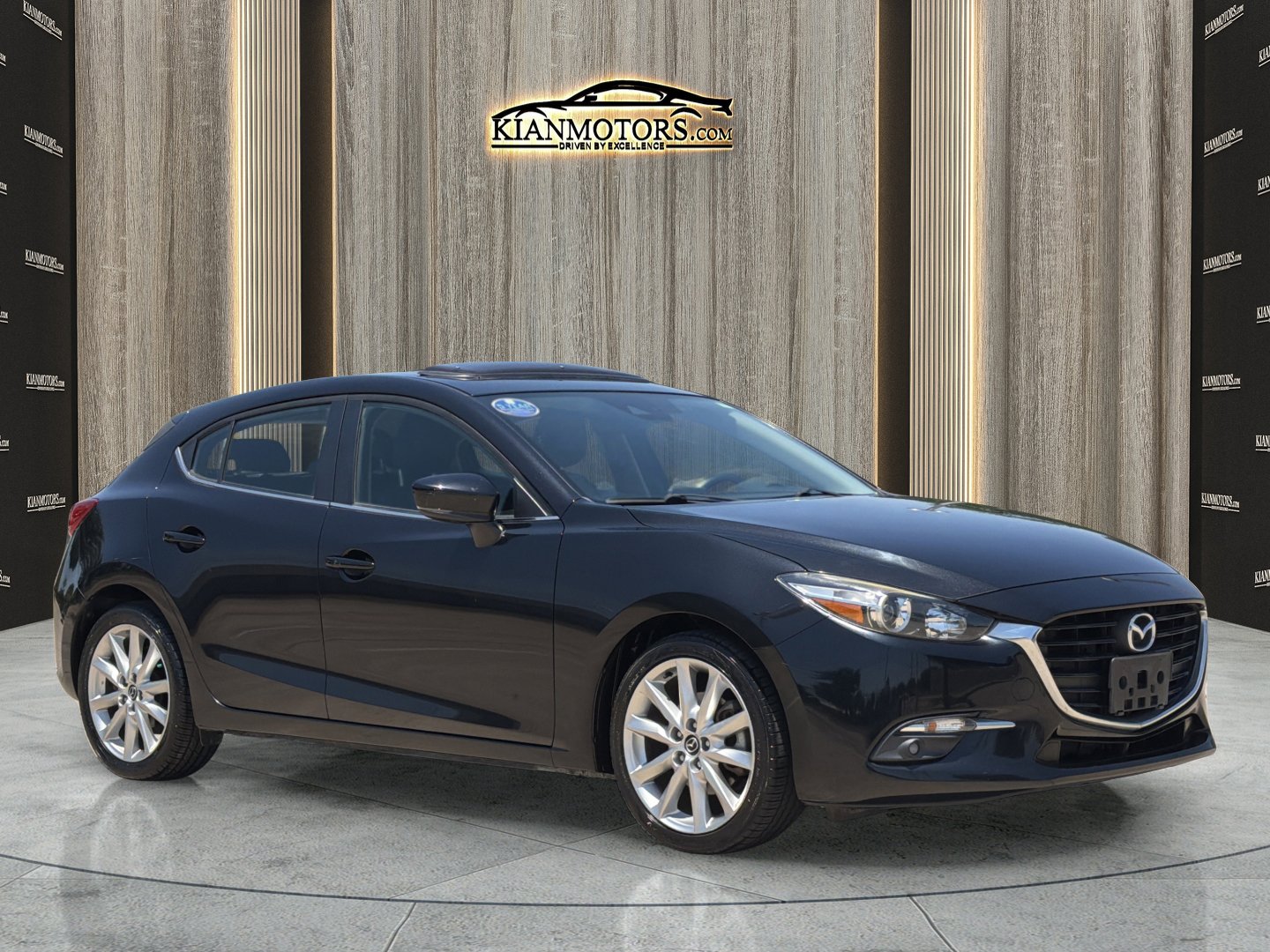 2017 Mazda CX-3 Grand Touring MT 5-Door SKYACTIV's photo