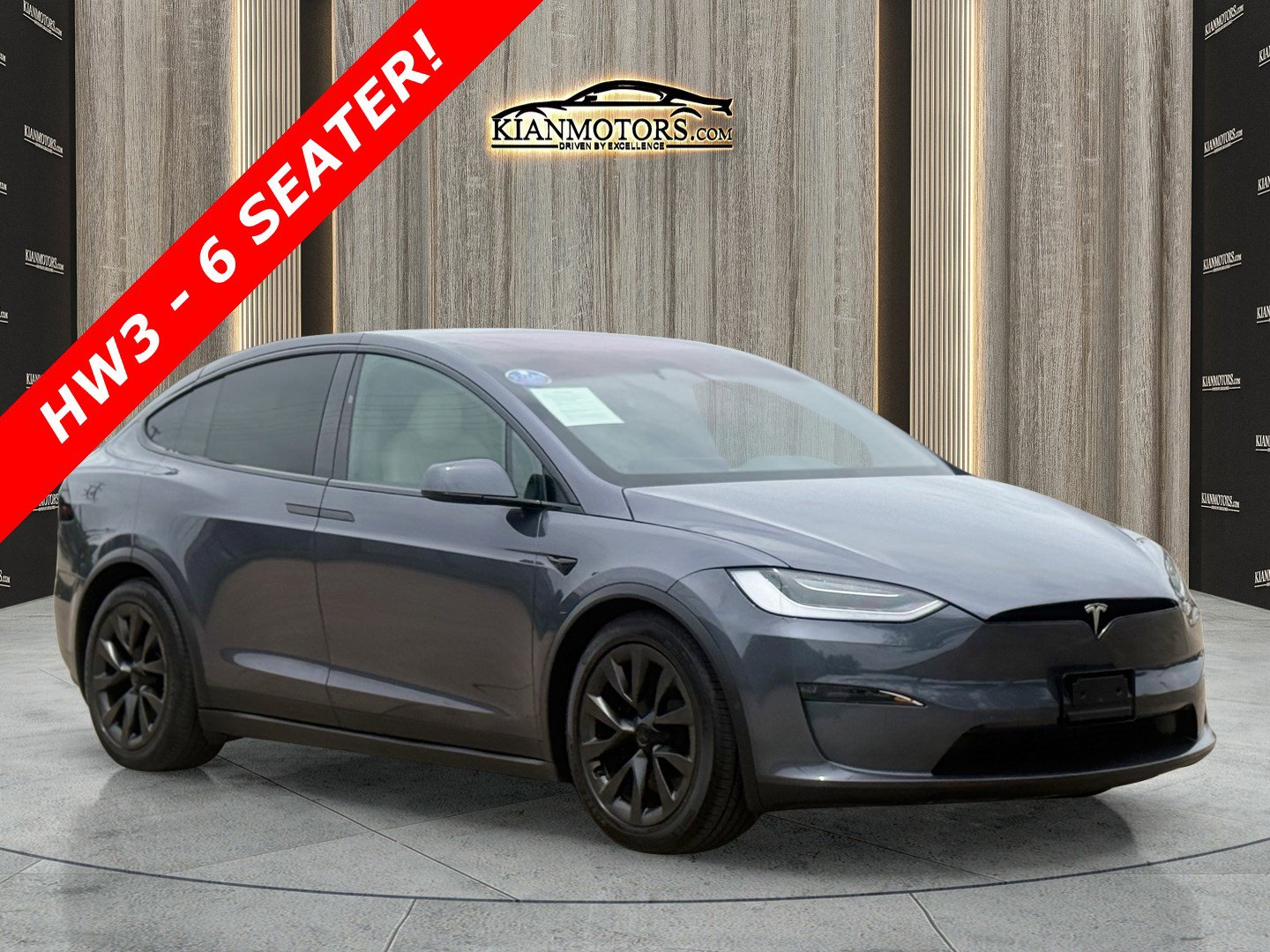 2023 Tesla Model X Long Range's photo