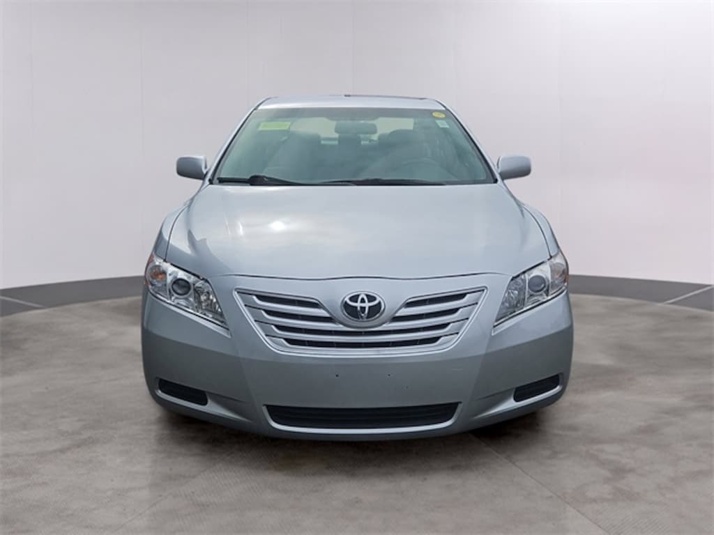 Used 2009 Toyota Camry LE Sedan