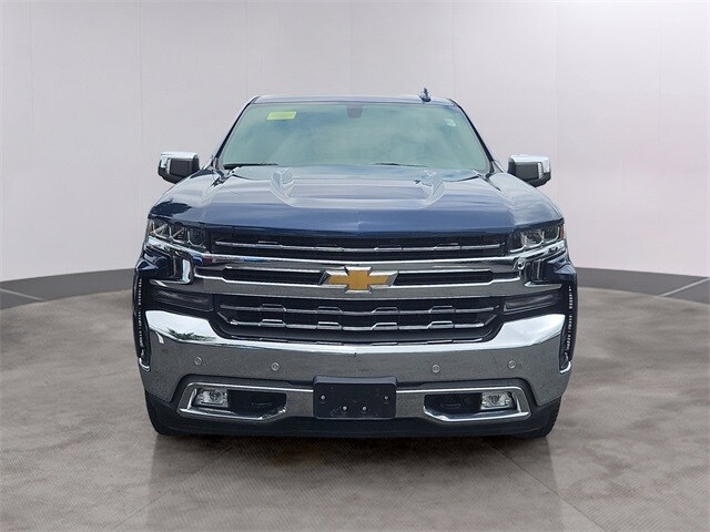 2020 Chevrolet Silverado 1500 LTZ photo 2