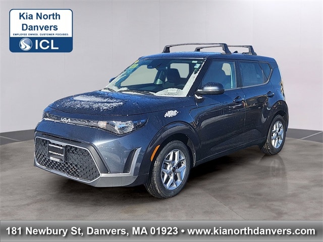 2023 Kia Soul LX's photo