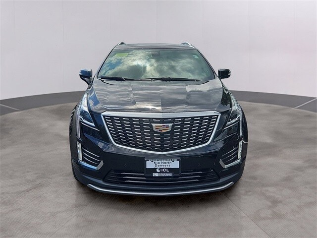 2021 Cadillac XT5 Premium Luxury photo 2