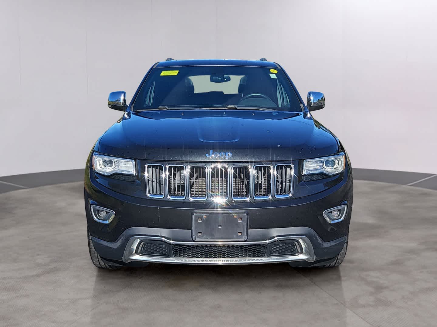 Used 2015 Jeep Grand Cherokee Limited with VIN 1C4RJFBG9FC716128 for sale in Danvers, MA