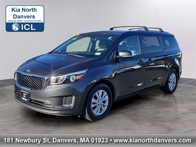 2016 Kia Sedona LX's photo