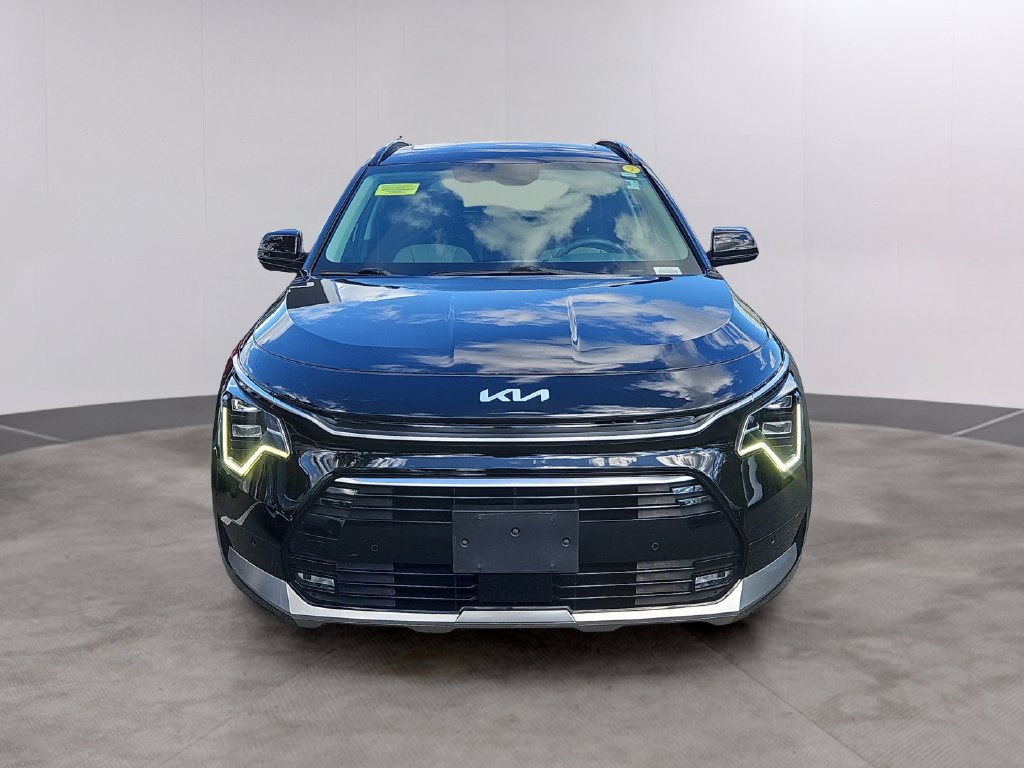 Certified 2023 Kia Niro SX Touring SUV
