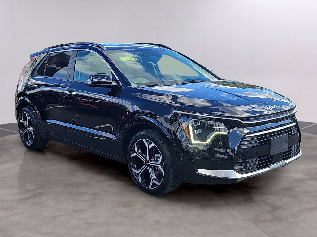Certified 2023 Kia Niro SX Touring SUV