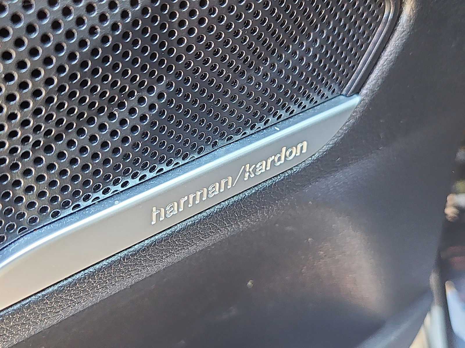 2022 Hyundai Santa Fe Limited - Photo 19