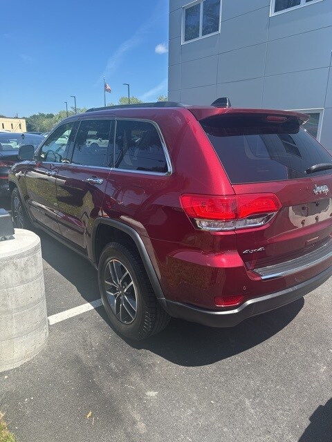 2019 Jeep Grand Cherokee Limited photo 4