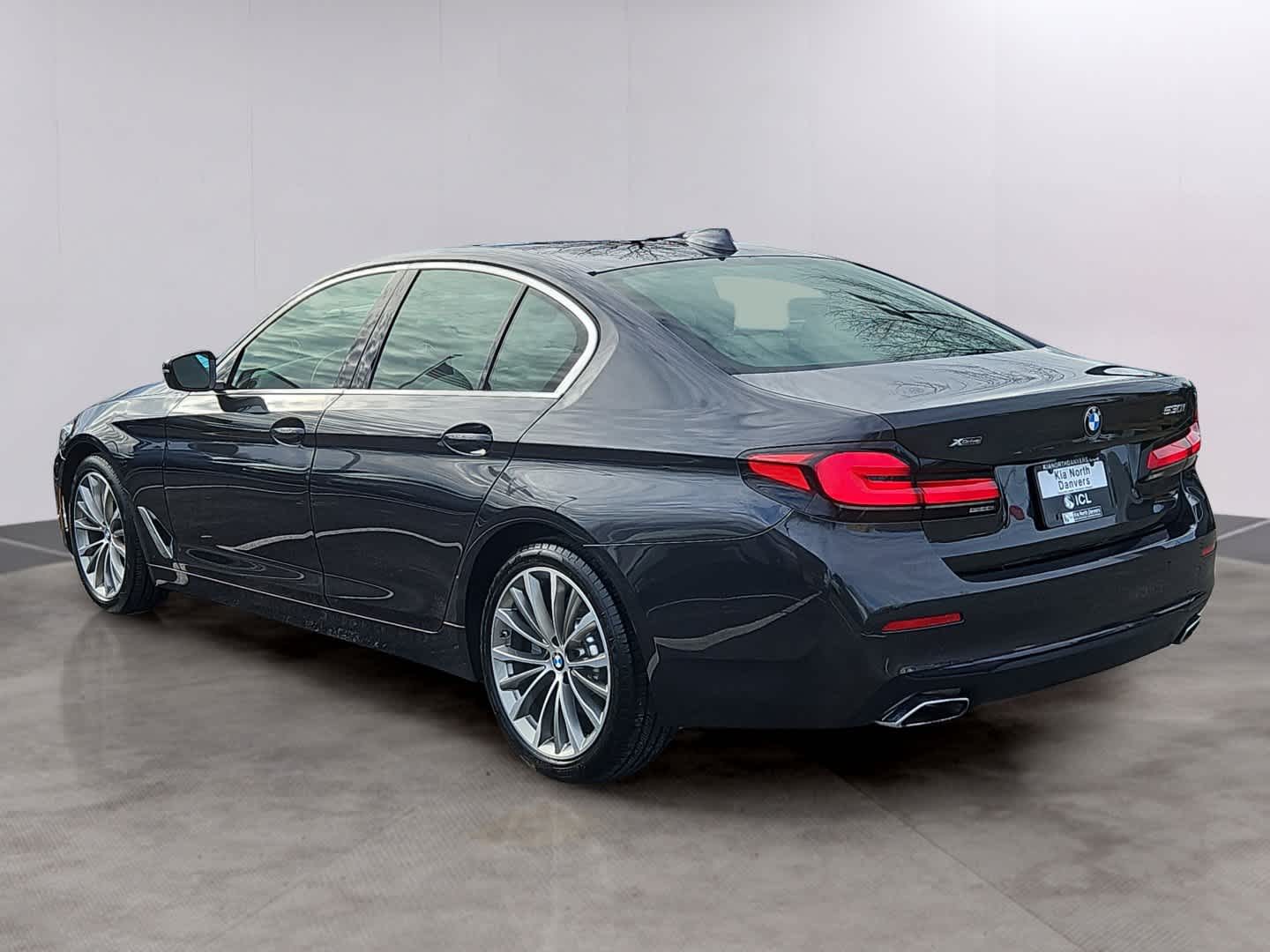2022 BMW 5 Series 530i - Photo 6