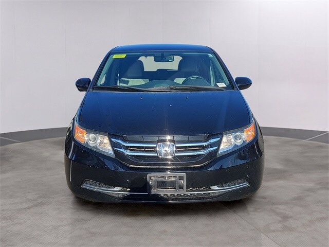 2016 Honda Odyssey EX photo 2