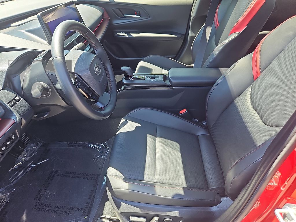 2024 Toyota Prius Prime XSE - Photo 30