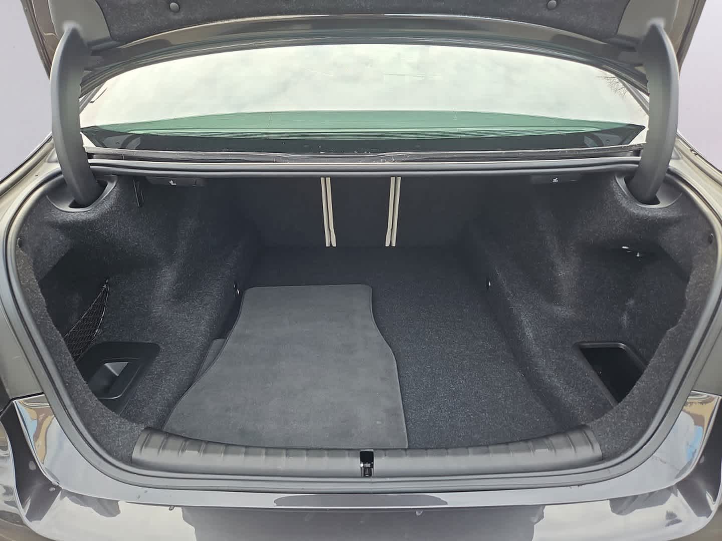 2022 BMW 5 Series 530i - Photo 36