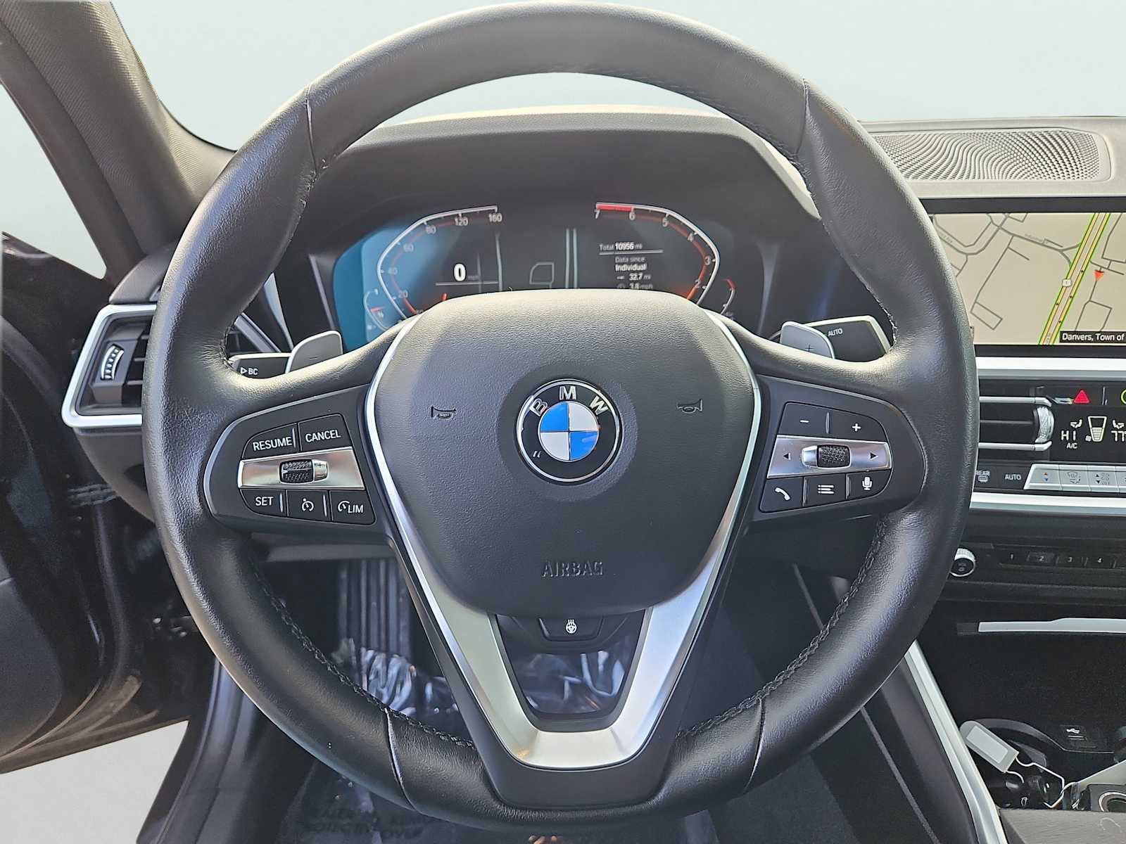 2022 BMW 3 Series 330i - Photo 31