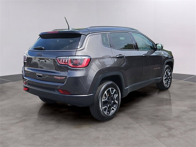 2019 Jeep Compass Trailhawk photo 3