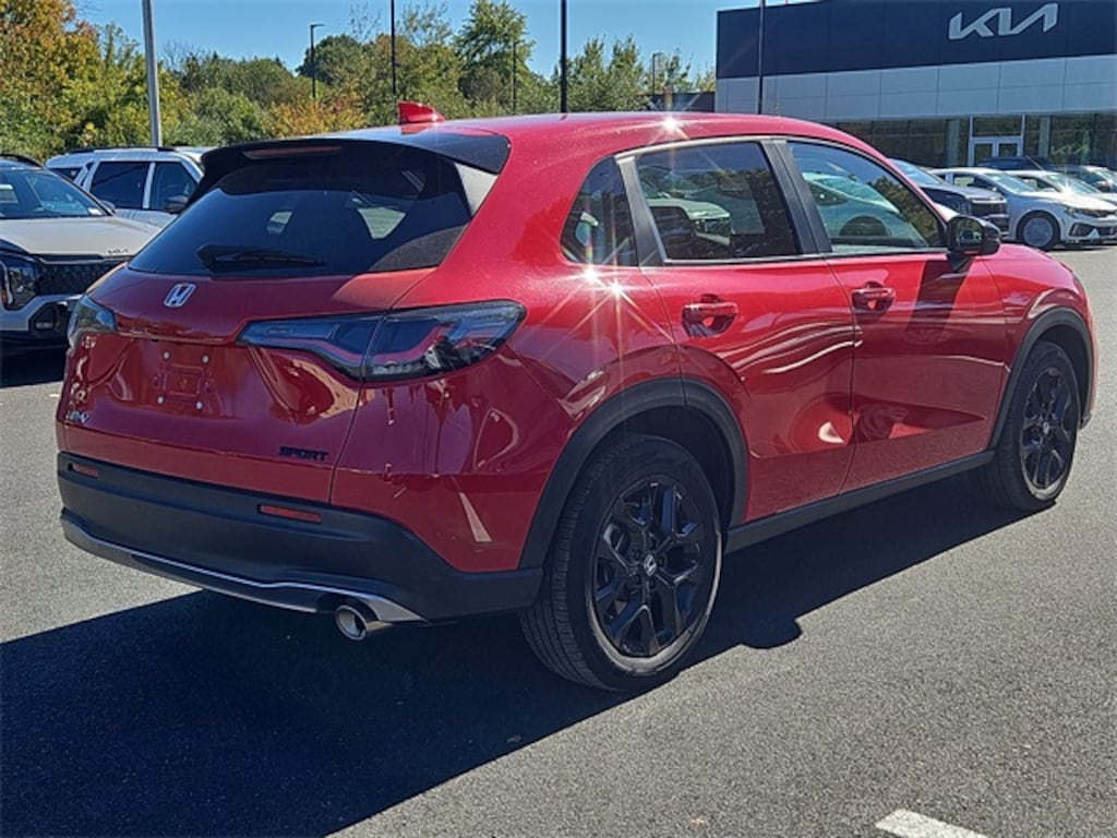Used 2024 Honda HR-V Sport SUV