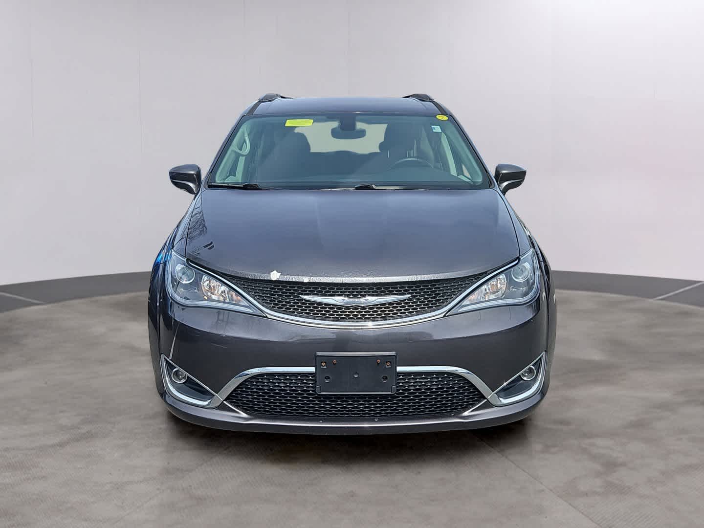 Used 2017 Chrysler Pacifica Touring-L with VIN 2C4RC1BG0HR660572 for sale in Danvers, MA