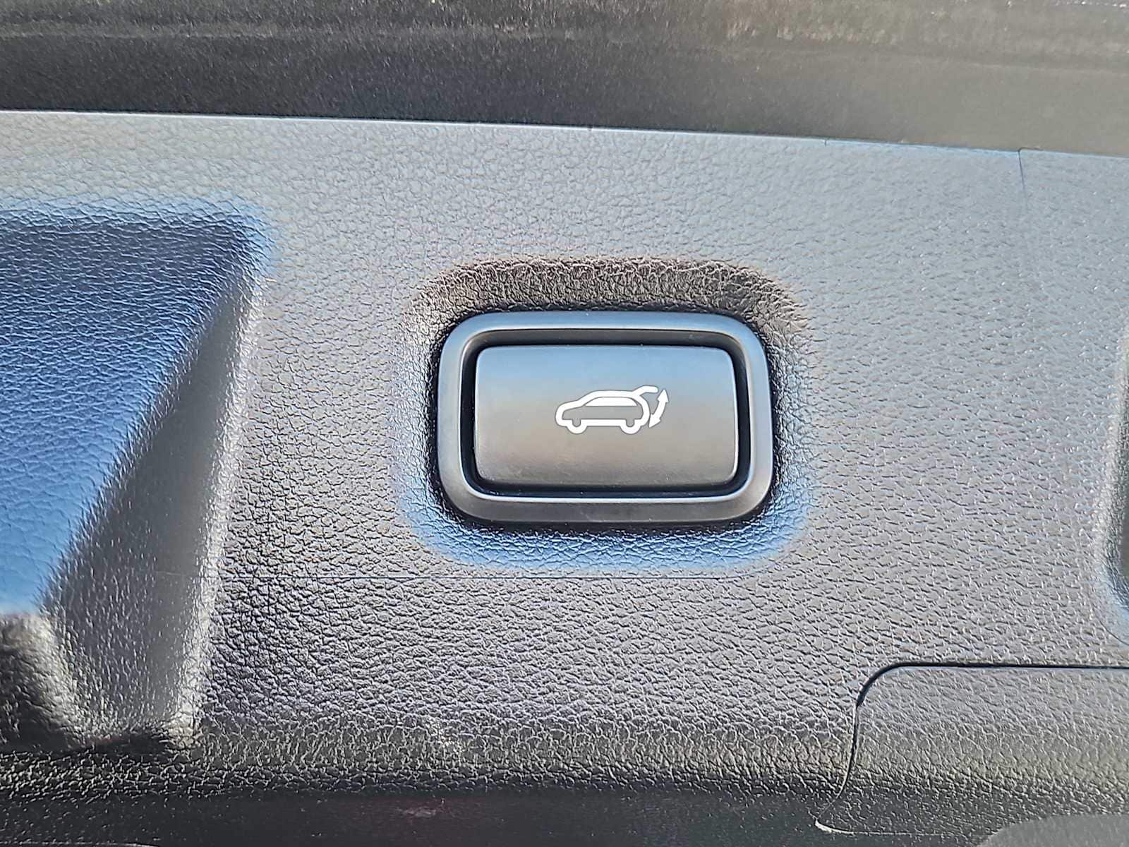 2022 Hyundai Santa Fe Limited - Photo 24