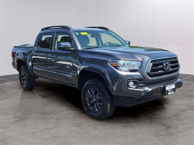 2023 Toyota Tacoma SR5 V6 photo 3