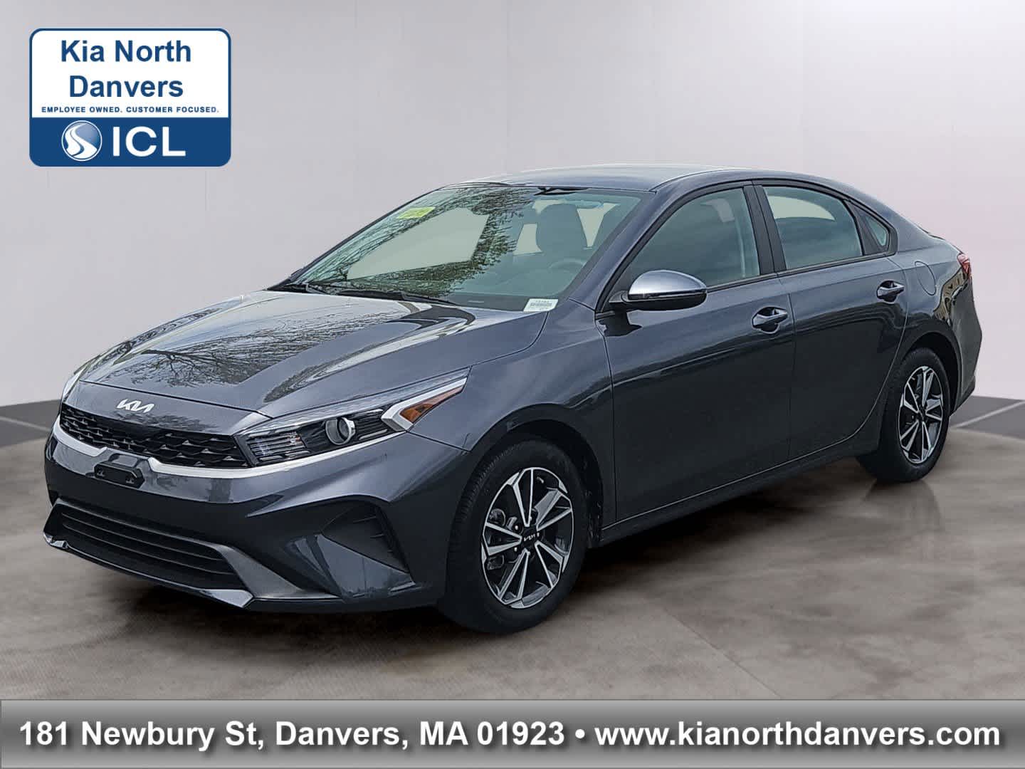 2023 Kia Forte LXS AT's photo