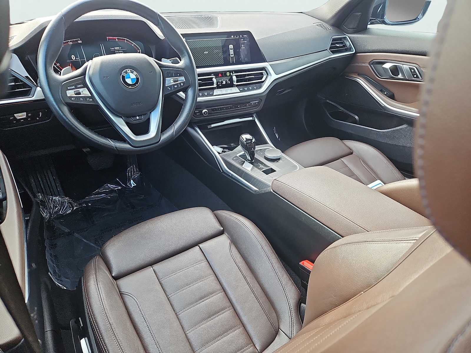 2022 BMW 3 Series 330i - Photo 11