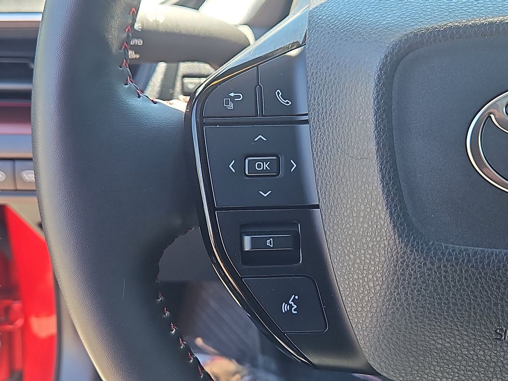 2024 Toyota Prius Prime XSE - Photo 24