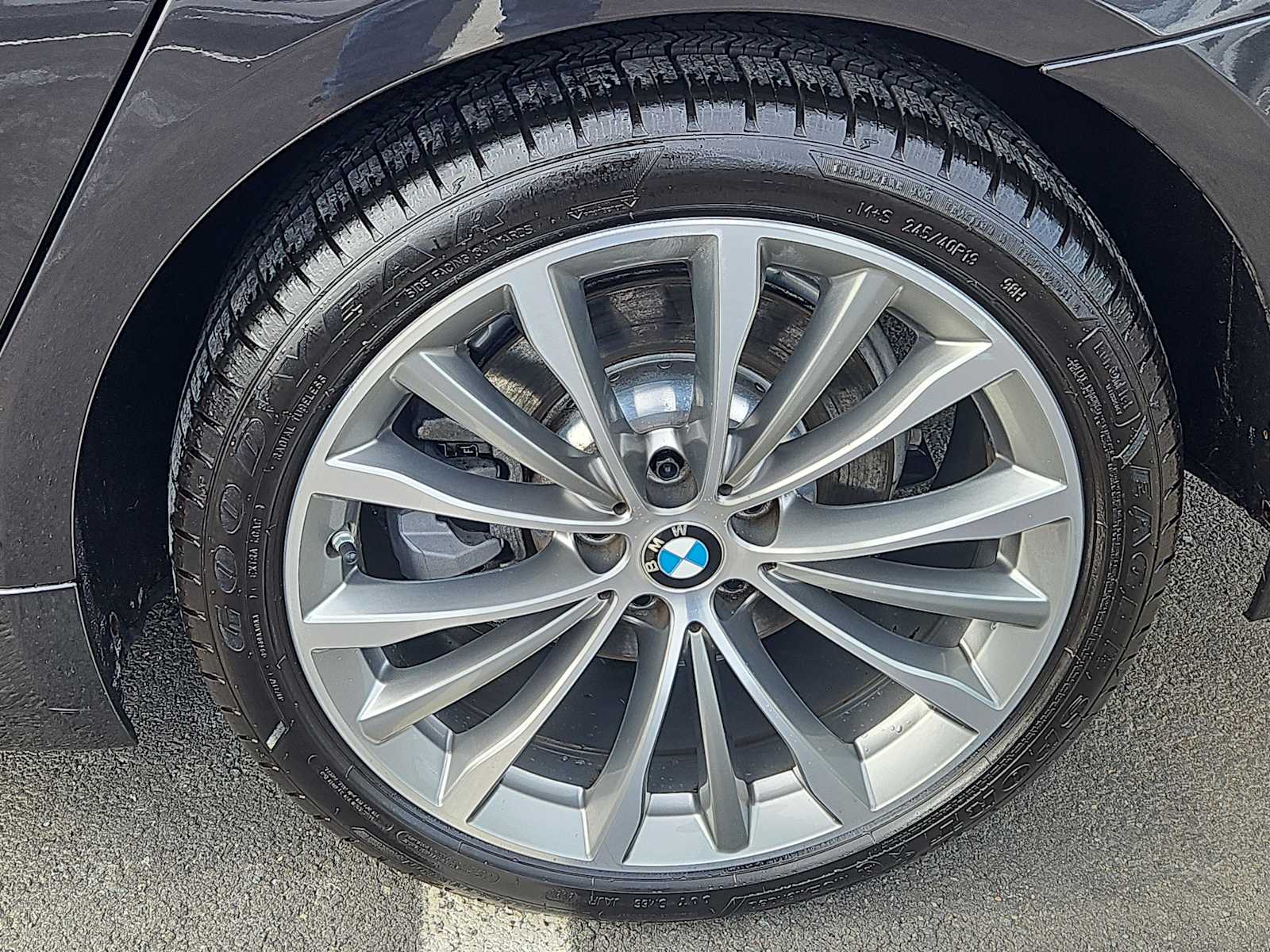 2022 BMW 5 Series 530i - Photo 7