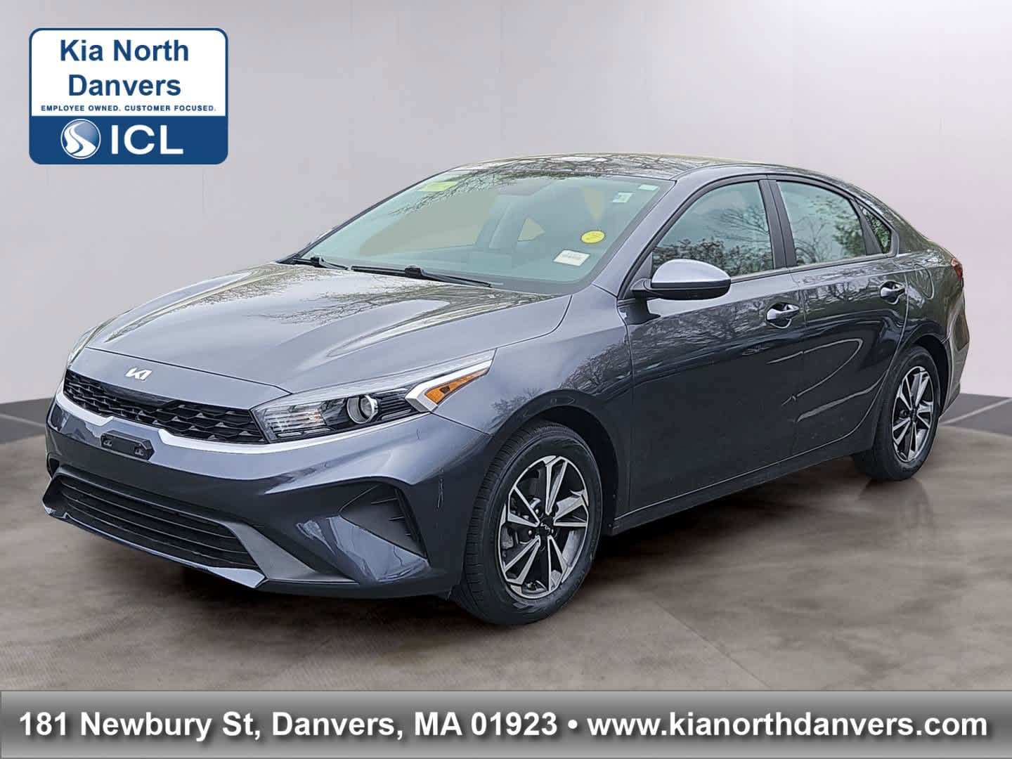 2023 Kia Forte LXS AT's photo