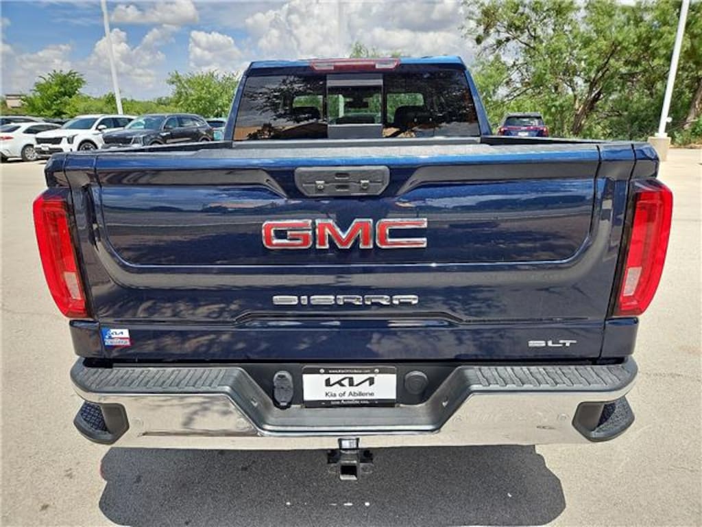 Used 2020 GMC Sierra 1500 SLT 4x2 Crew Cab 5.75 ft. box 147.4 in. WB