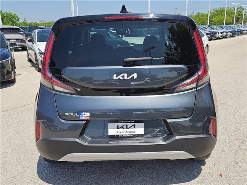 Used 2024 KIA Soul LX (IVT) Hatchback