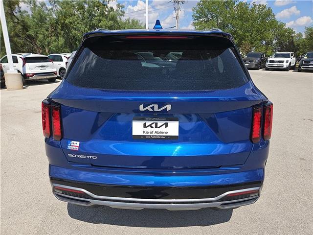 2023 Kia Sorento EX photo 3