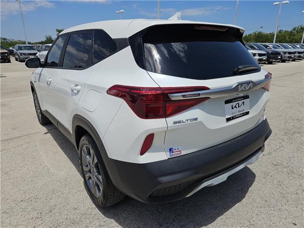 Used 2023 KIA Seltos LX (IVT) All-Wheel Drive