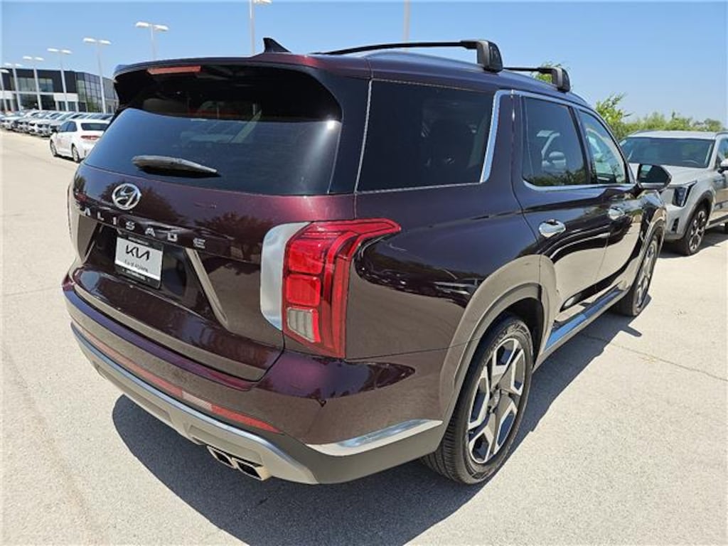 Used 2023 Hyundai Palisade Limited Front-Wheel Drive