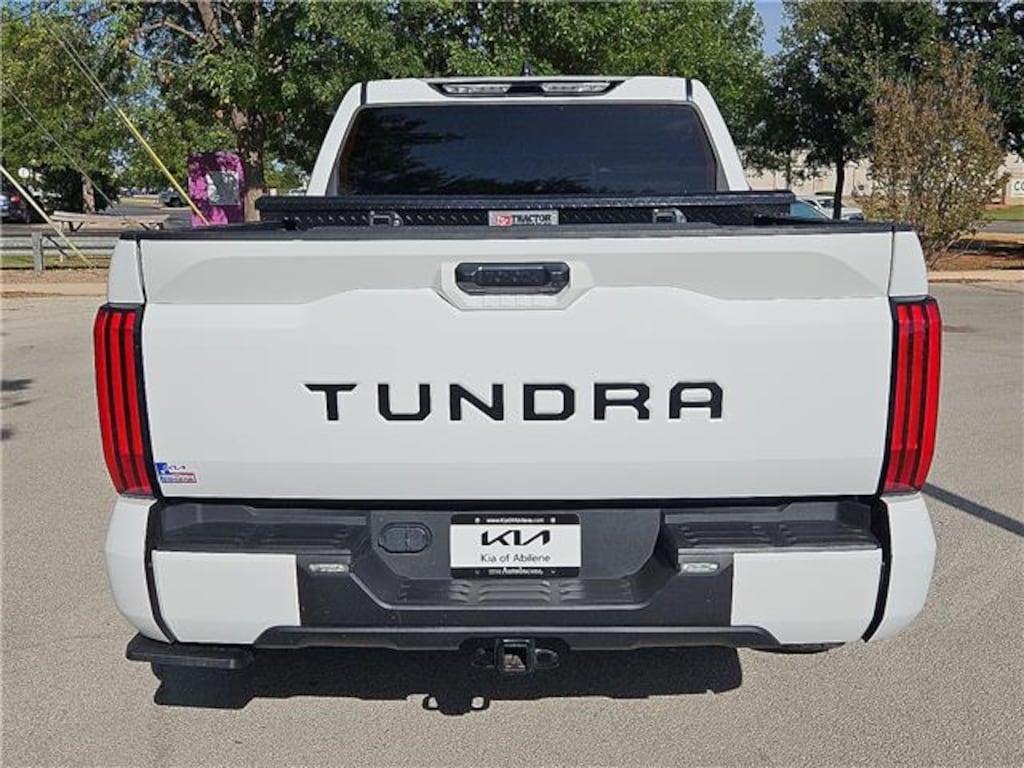 Used 2025 Toyota Tundra SR5 (A10) 4x2 CrewMax 5.5 ft. box 145.7 in. WB