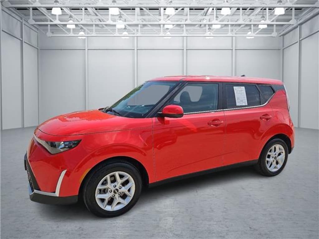 Used 2024 KIA Soul S (IVT) Hatchback