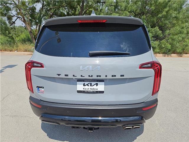 2022 Kia Telluride EX photo 3