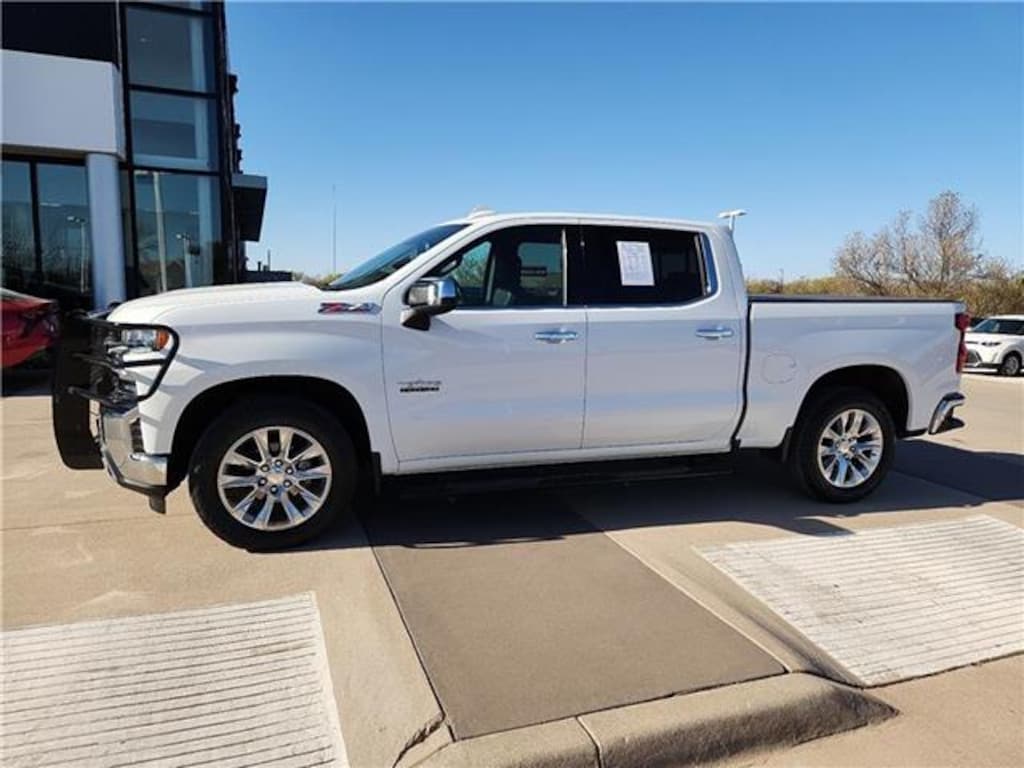 Used 2021 Chevrolet Silverado 1500 LTZ 4x4 Crew Cab 6.6 ft. box 157 in. WB