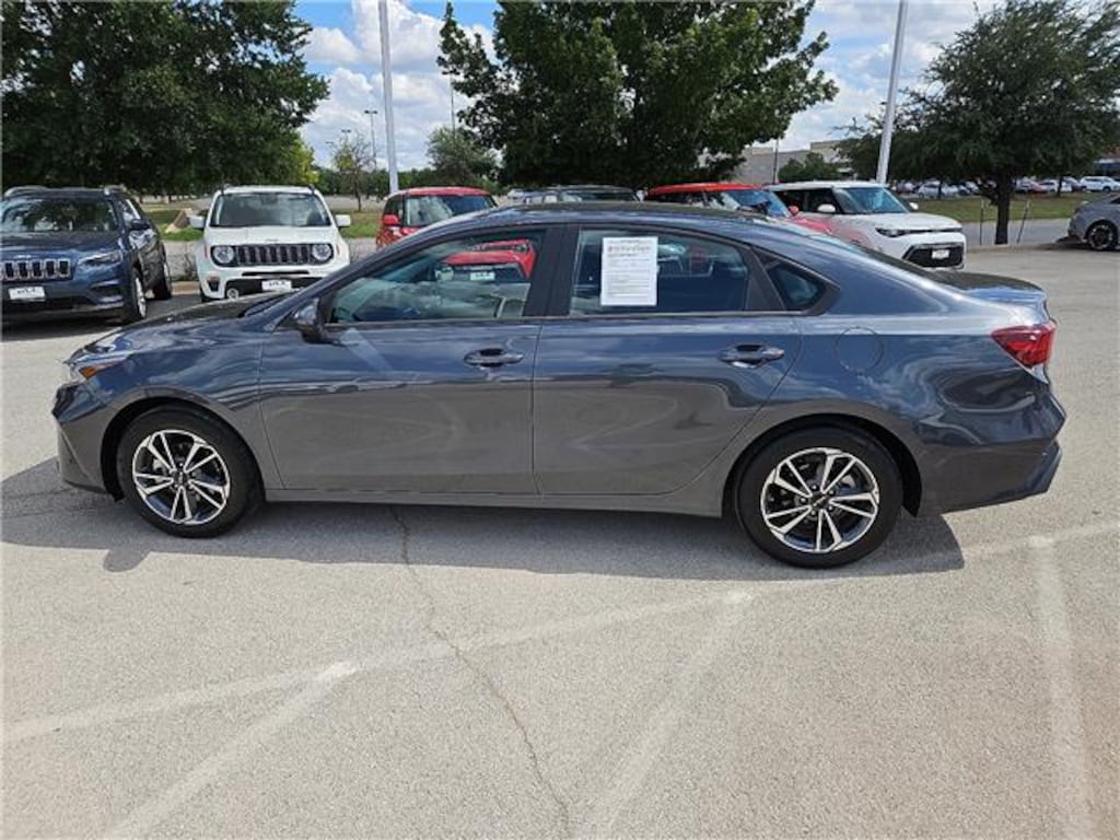 Certified 2024 KIA Forte LXS (IVT) Sedan