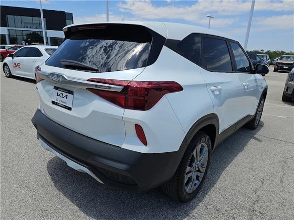 Used 2023 KIA Seltos LX (IVT) All-Wheel Drive